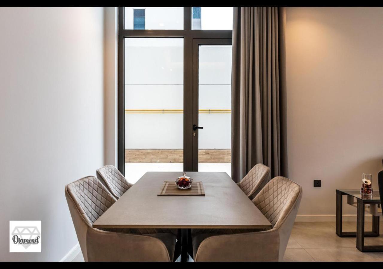 04 2bhk In Diamond Building Jumeirah Garden Apartment Dubai