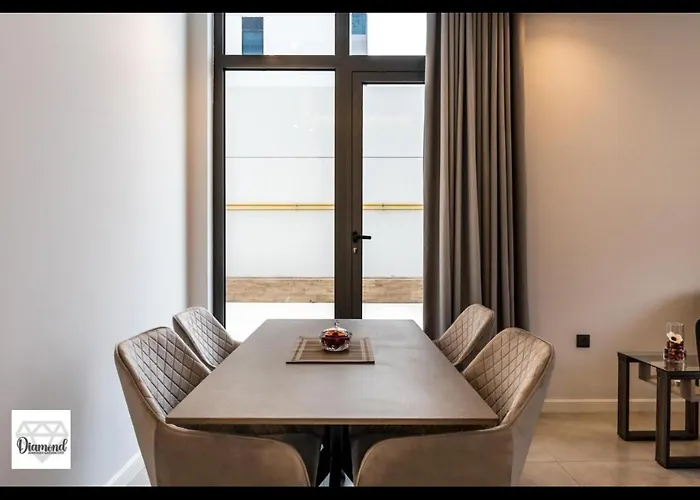 04 2Bhk Apartment In Diamond Building Jumeirah Garden City