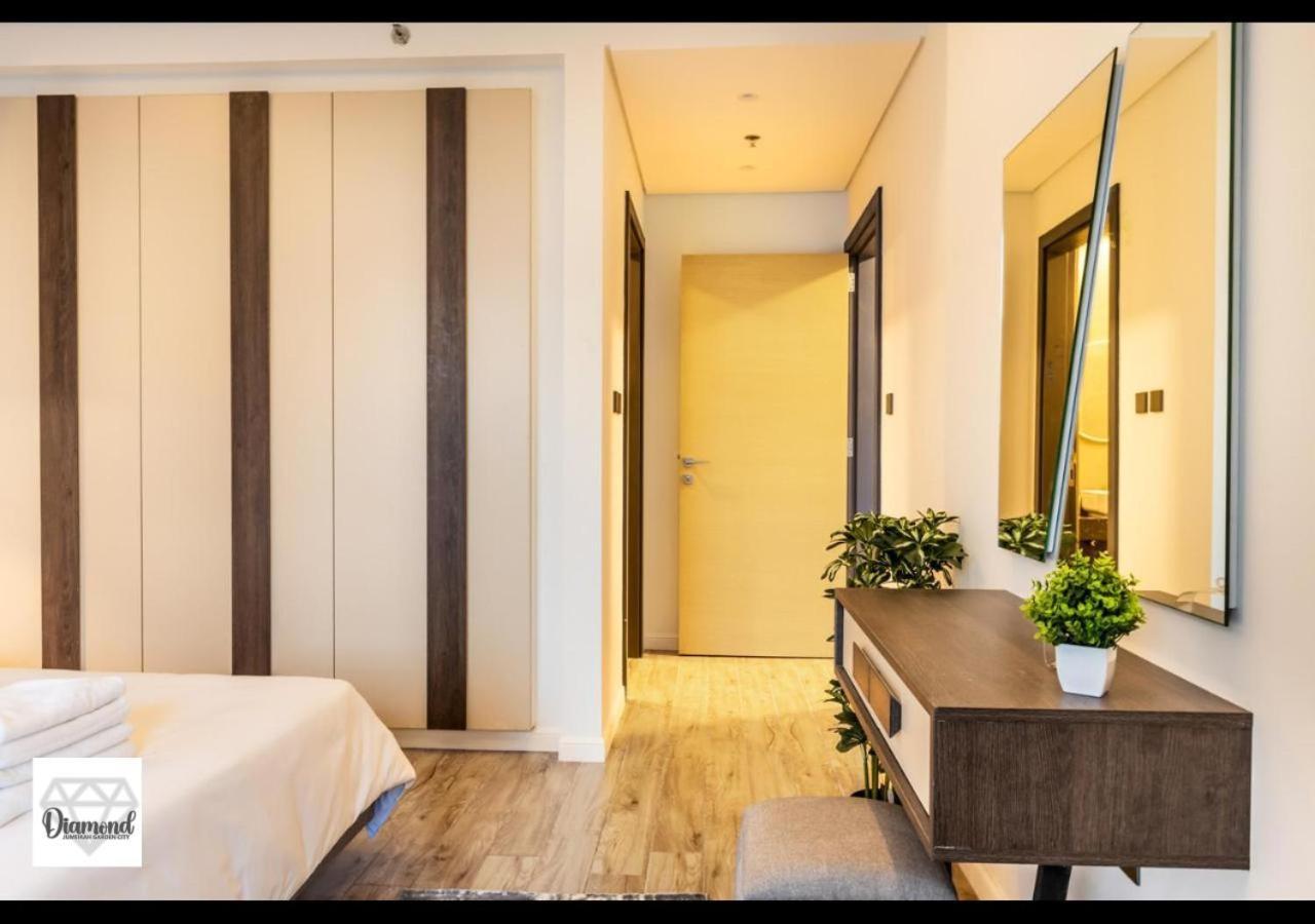 Apartment 04 2bhk In Diamond Building Jumeirah Garden Dubai