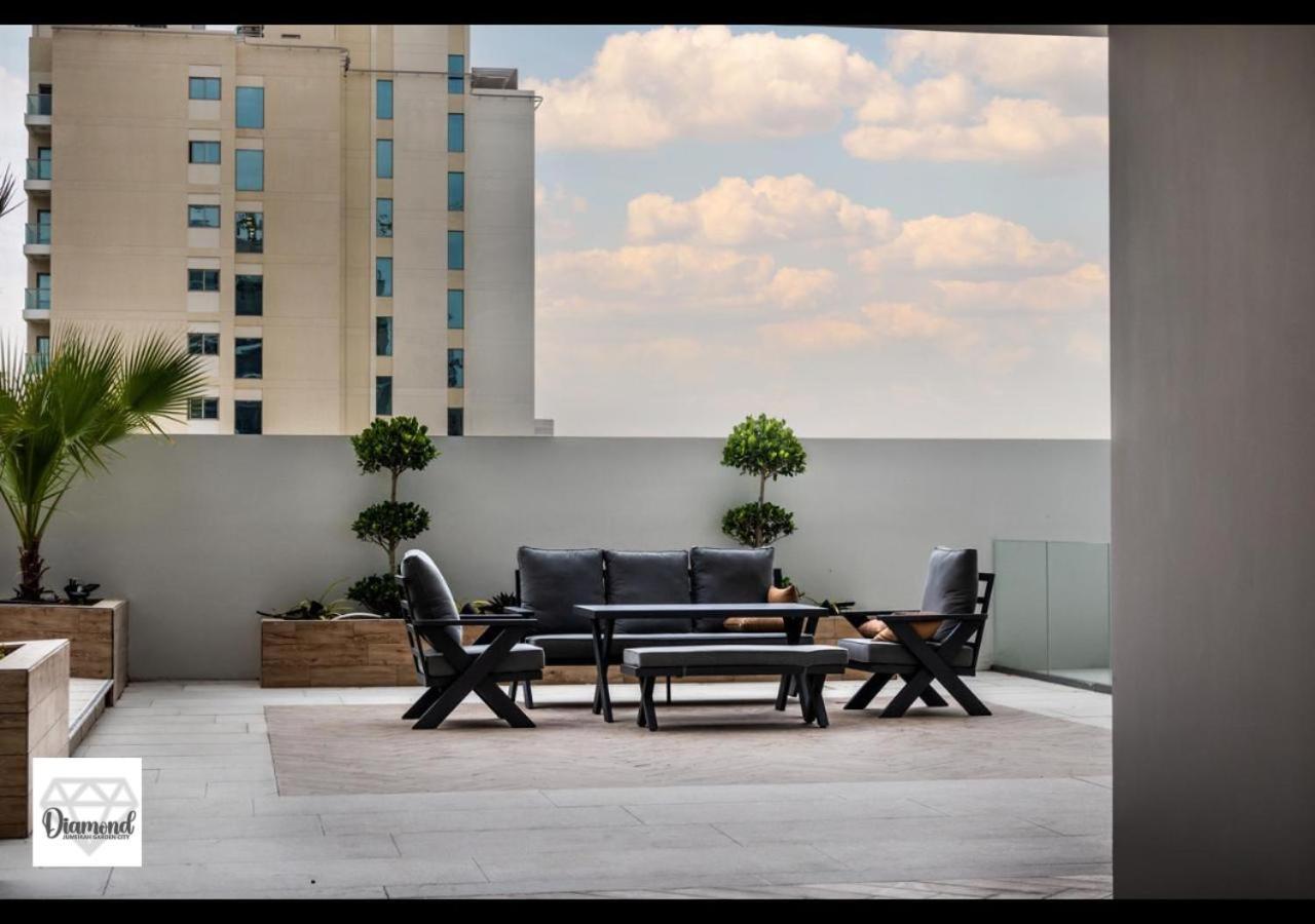 04 2bhk In Diamond Building Jumeirah Garden Dubai